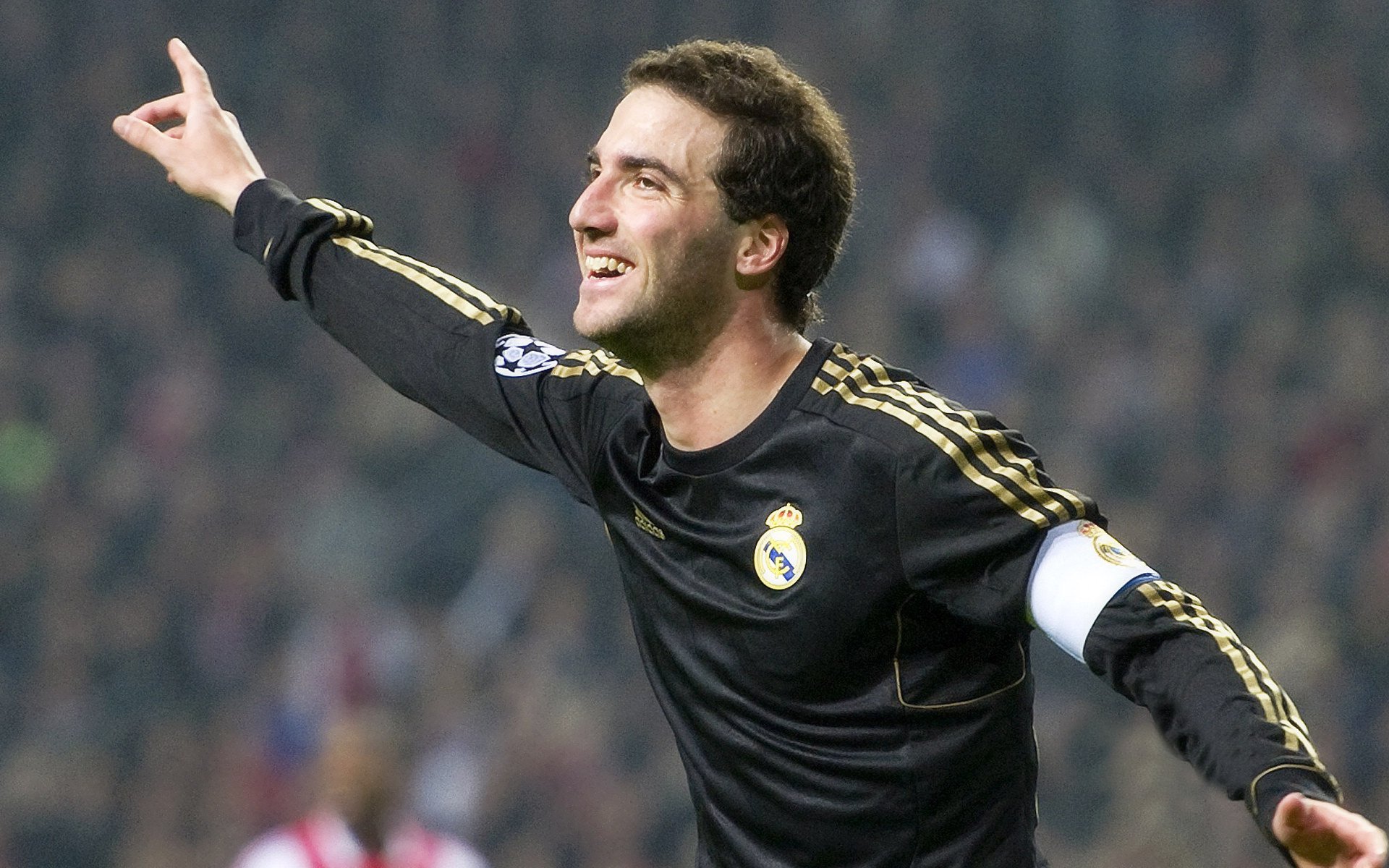 塞舌尔羽毛球比赛激烈进行中,塞舌尔代表团第几个出场